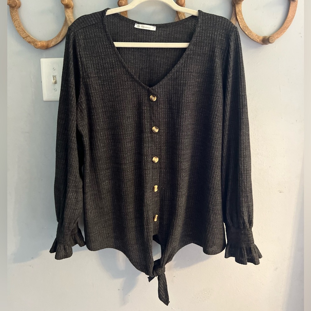 Women’s long sleeve top